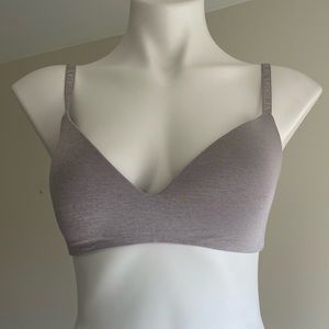 Victoria's Secret No Wire Bra